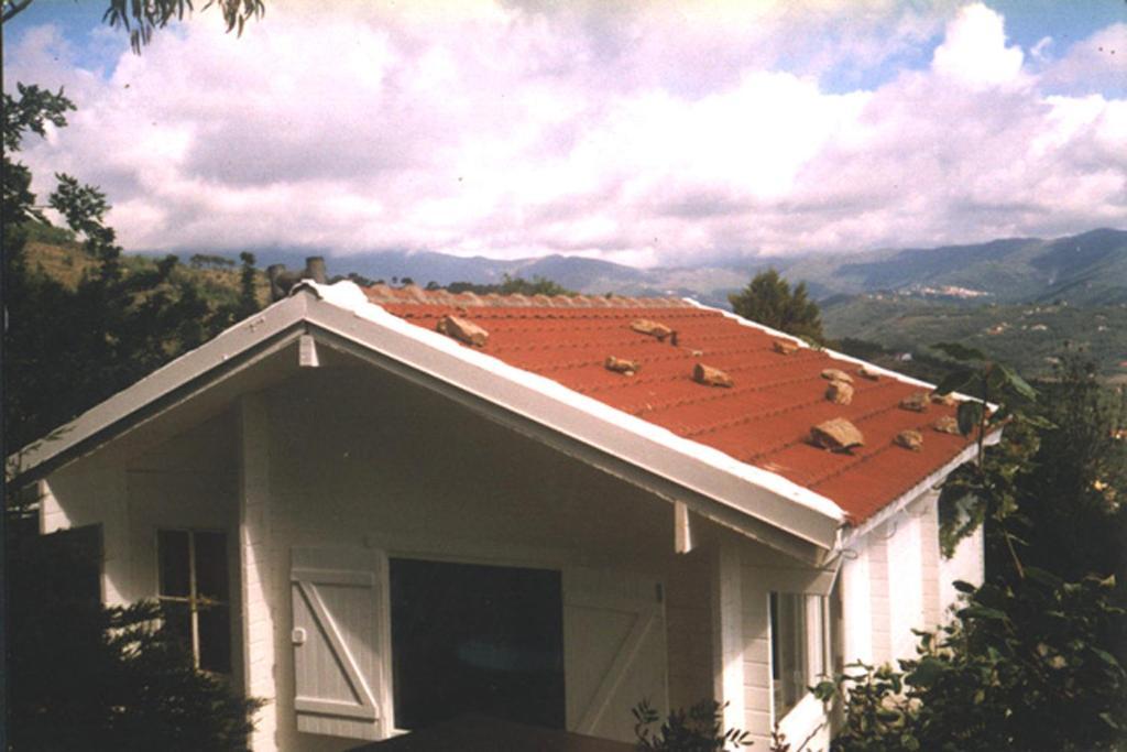 Deliziosa Casetta Con Dehor E Giardino Immersa Nel Verde Ligure Imperia Εξωτερικό φωτογραφία